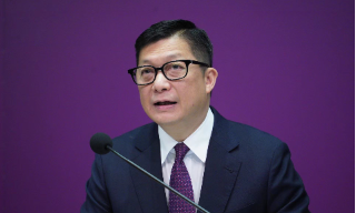 【视频】邓炳强：23条立法大部分建议属完善现行法例 倡设“境外干预罪”