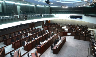 【视频】邓炳强：法例通过后市民仍存有煽动刊物属违法