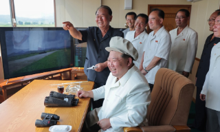 【视频】朝鲜首次公开攻击型无人机 金正恩现场指导
