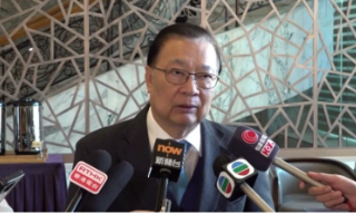 谭耀宗：夏宝龙冀工商界继续为香港经济贡献更多力量