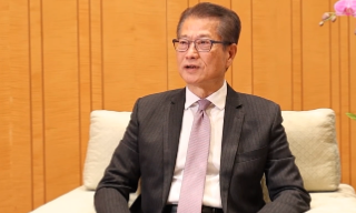 【视频】陈茂波称已制定预案 确保金融安全风险处置及时有效