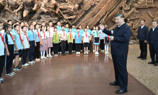 习近平：中国共产党是全民族抗战中...