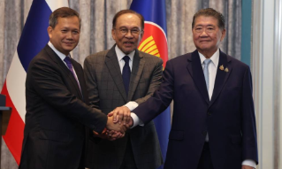 【视频】泰方指控柬方协议生效后仍发动袭击 特朗普称其介入促成停火