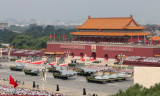 刘兆佳：阅兵演示尖端武器 提醒美国勿战略误判