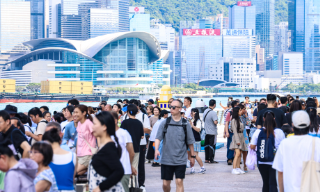 8月访港旅客数字达515万人次按...