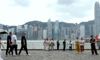 国庆烟花汇演明晚举行 康文署将加强巡逻多个场地