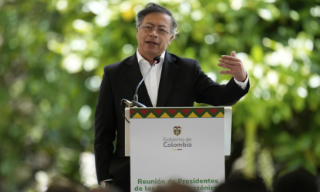 哥伦比亚宣布终止与以自贸协定 哥外长：主动放弃美国签证