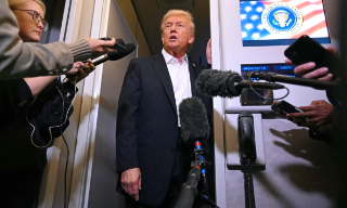 美媒：签署协议担保加沙停火后 特...